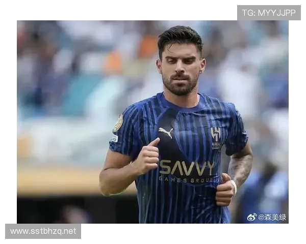 内维斯英超主力队长身份与职业高度解析