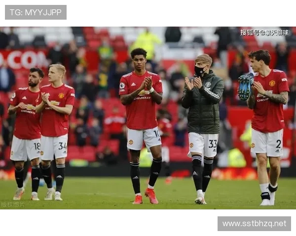 曼联战术困局形势解析：能否迎来重建拐点，竞争格局考验加剧