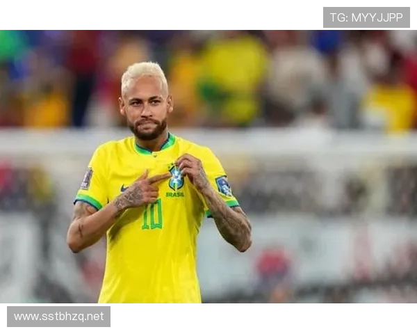 维尼修斯国家队与俱乐部核心地位建立路径对比