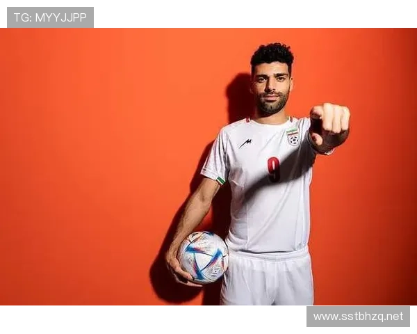 赫鲁斯蒂奇技术特点:中场组织能力突出,传球精准度高,具备良好控球与防守覆盖 赫鲁斯蒂奇技术特点:中场组织能力突出,传球精准度高,具备良好控球与防守覆盖