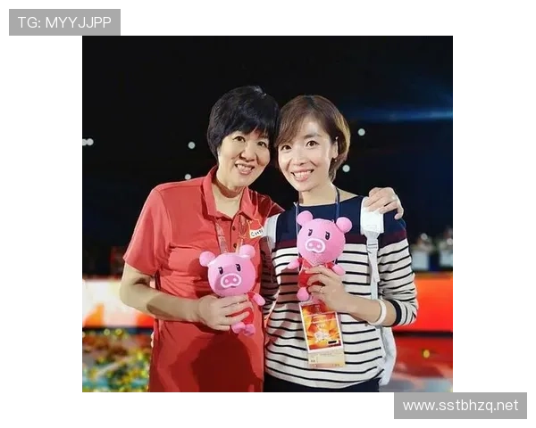 魏秋月退役后住的别墅，比我们小区三套房还大